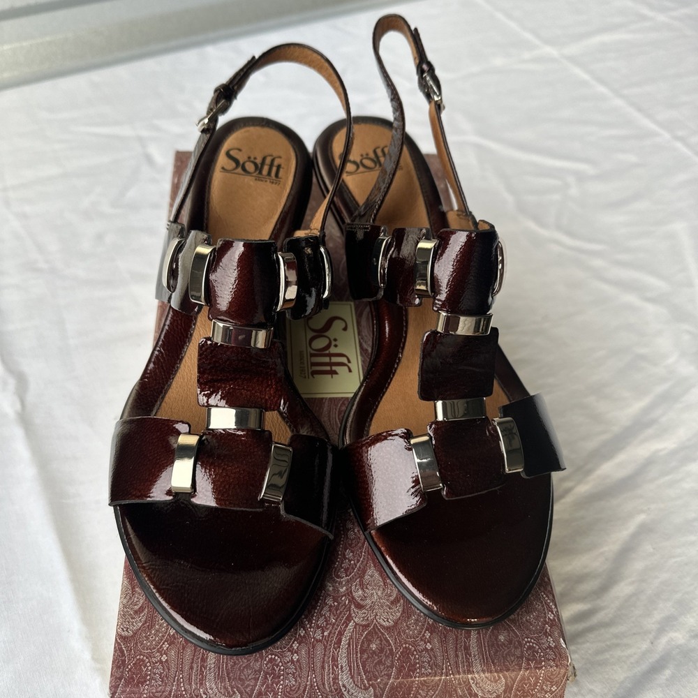 Sofft Gladiator Patent Leather Burgundy Open Toe Sandals Women's Size 11